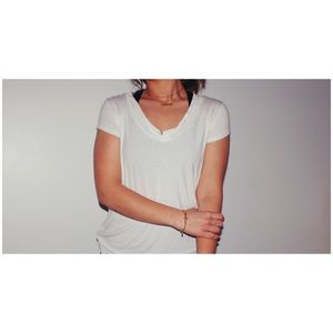 Merona Short Sleeve V-Neck Fitted T-Shirt